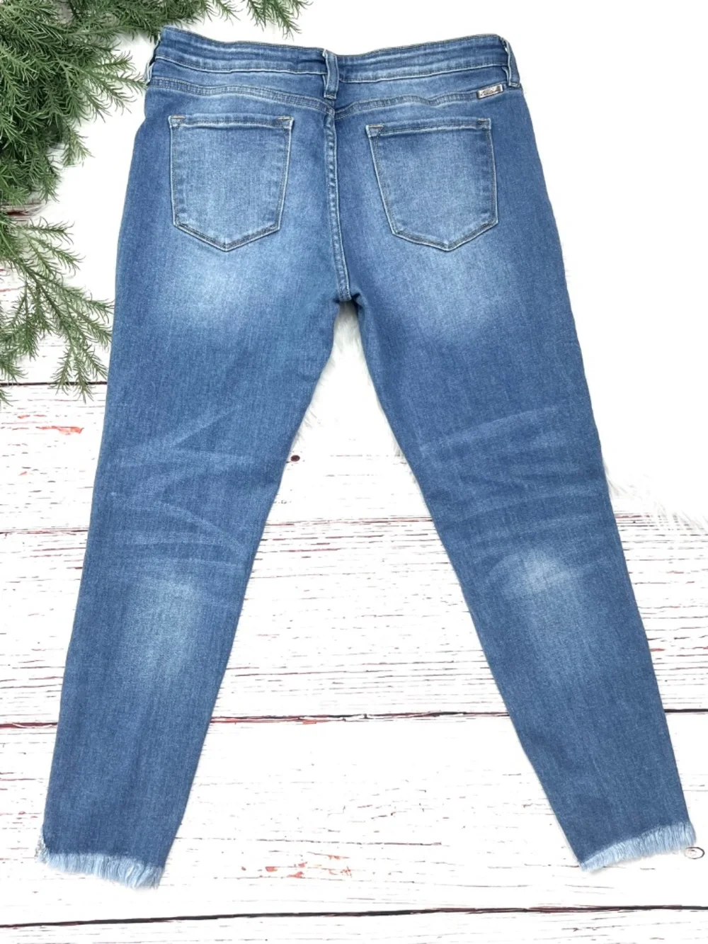 👖|•KANCAN•| Fun Fringe Skinny Cropped Jeans Size 31👖 - Picture 2 of 5